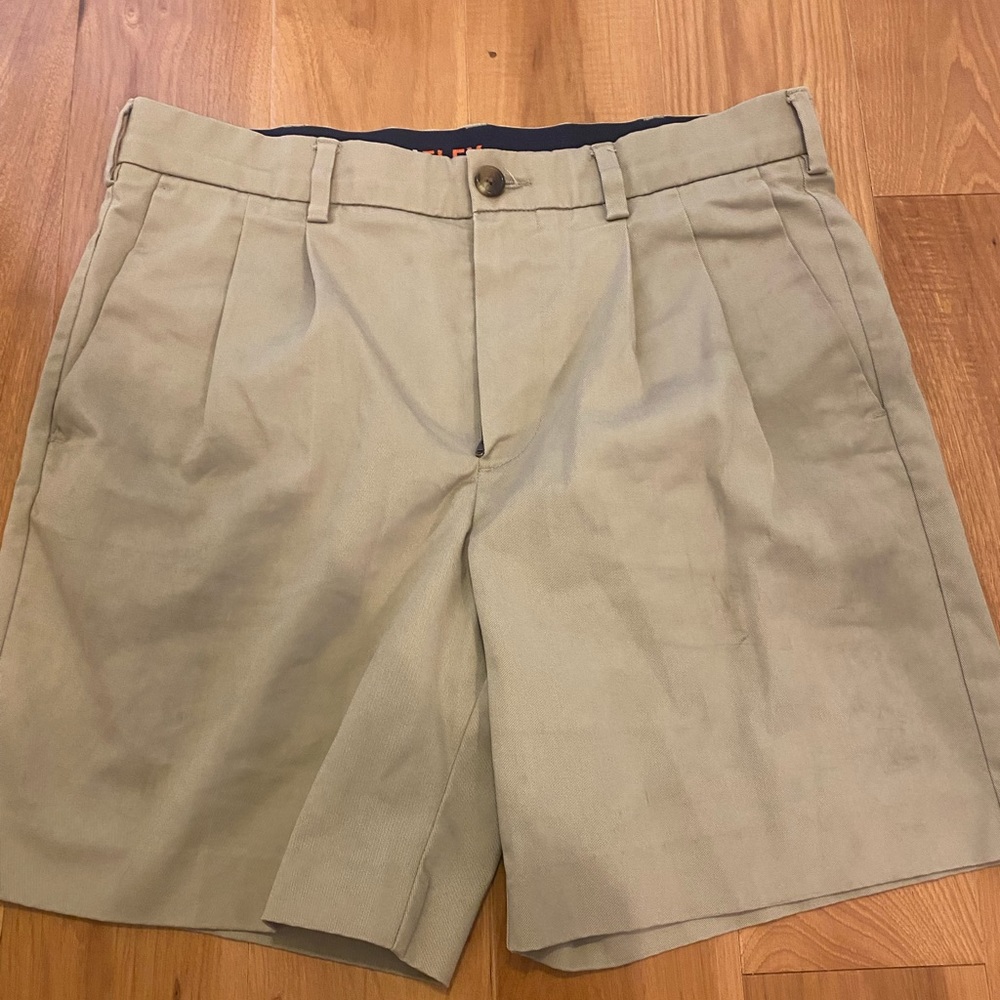 Men’s Roundtree and Yorke total flex shorts